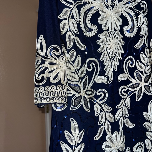 Mexico Handmade Dress - Picture 3 of 6